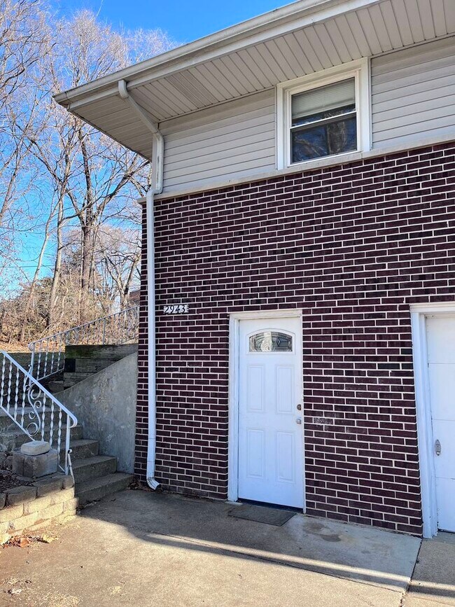 2943 La Salle Ave Condo Condo for Rent in Rockford, IL