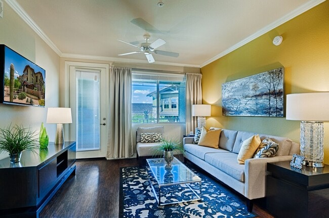 One North Scottsdale Apartments
