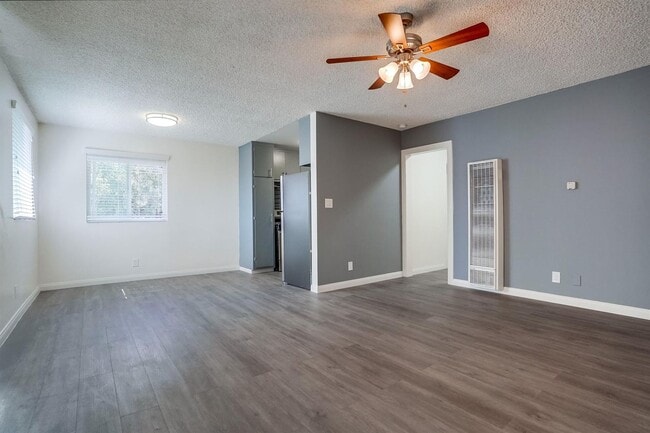 Photo - 6117 11th Ave Unidad 11