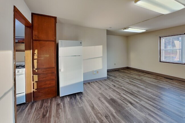 116 Welch Ave Unit 201