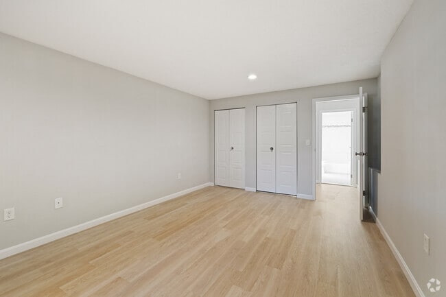 1BR, 1BA - 900SF - GlenBrook Estates