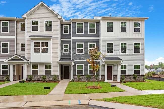 Building Photo - 1721 Chirping Trl