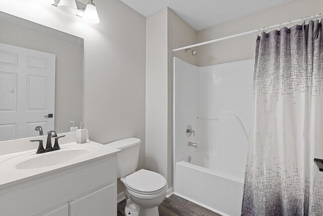 Reaves Place Apartments