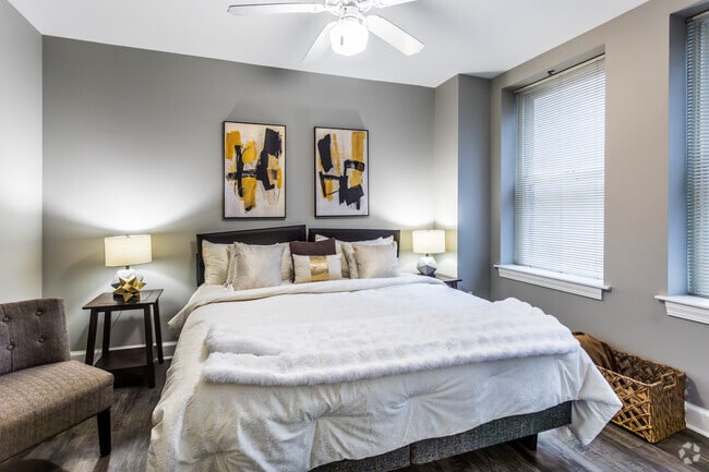 1BR, 1BA - 850SF - Bedroom