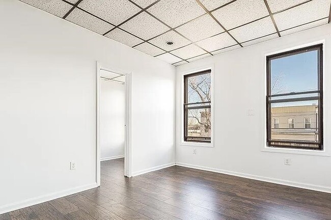 Photo - 385 Princeton Ave Unit 2
