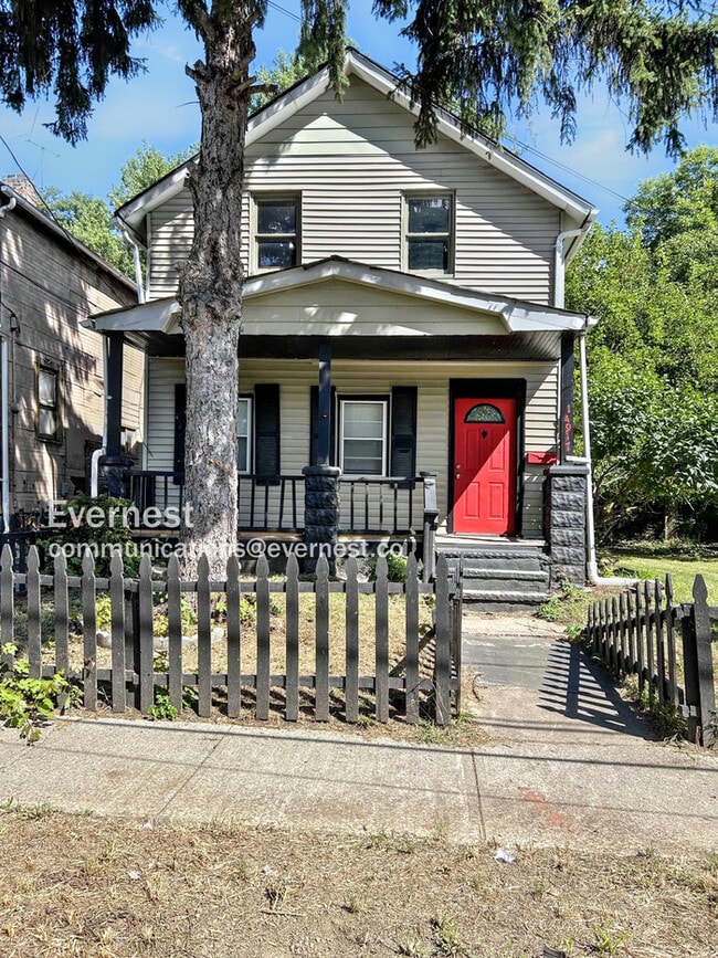 Building Photo - 14917 Darwin Ave Rental