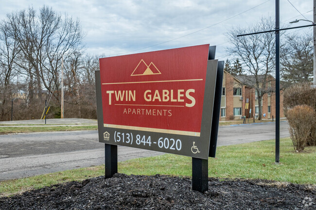 Building Photo - Twin Gables Rental