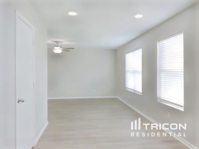 Photo - 3311 Thicket Path Way