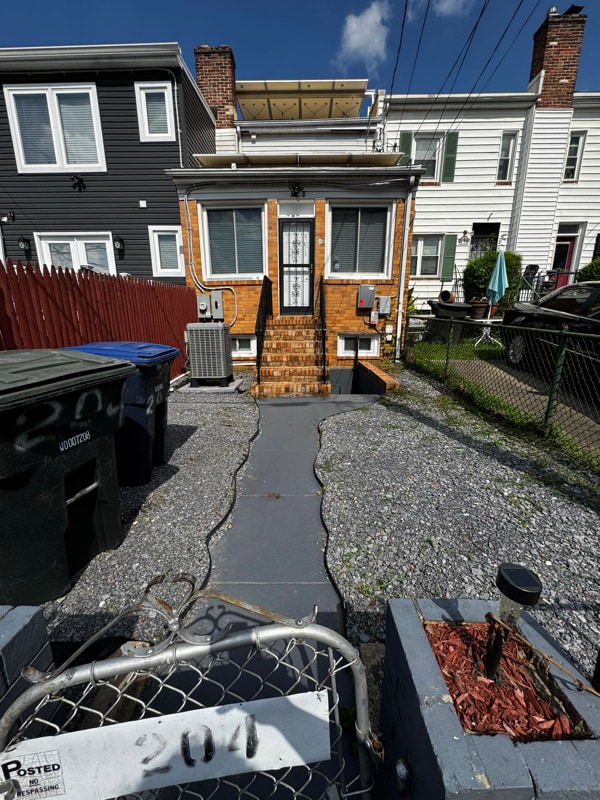 Photo - 204 34th St NE