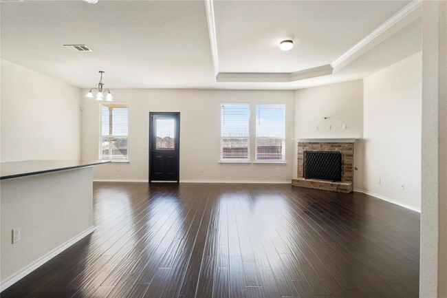 Photo - 12000 Kincardine Way