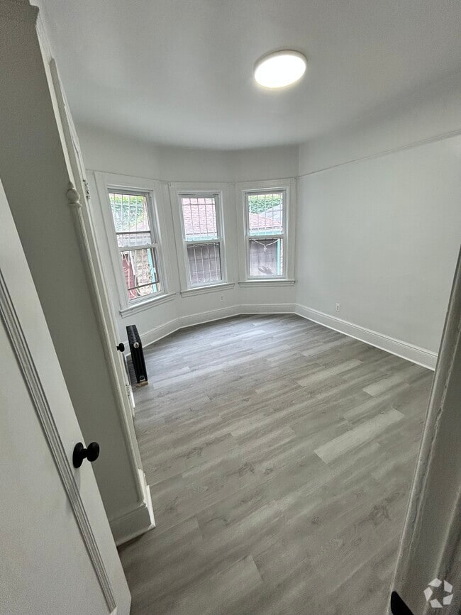 Building Photo - 607 E 17th St Unit 1 Rental
