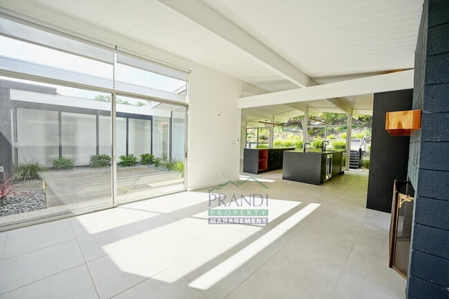 Photo - 18 Anchorage Ct