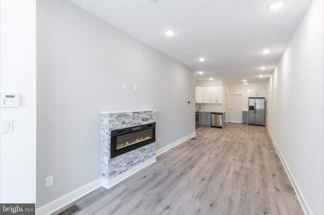 Building Photo - 1423 N 8th St Unit A