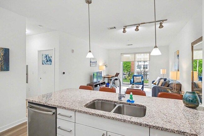 Photo - 81 Tresser Blvd Unit SI FL2-ID1547625P