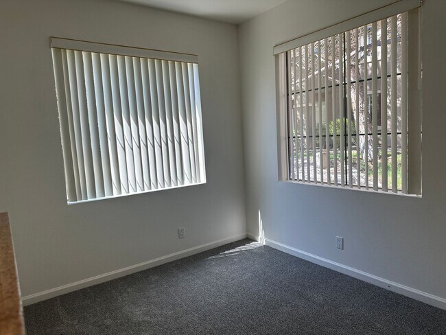 Photo - 1 Bedroom ground floor at Tanamera