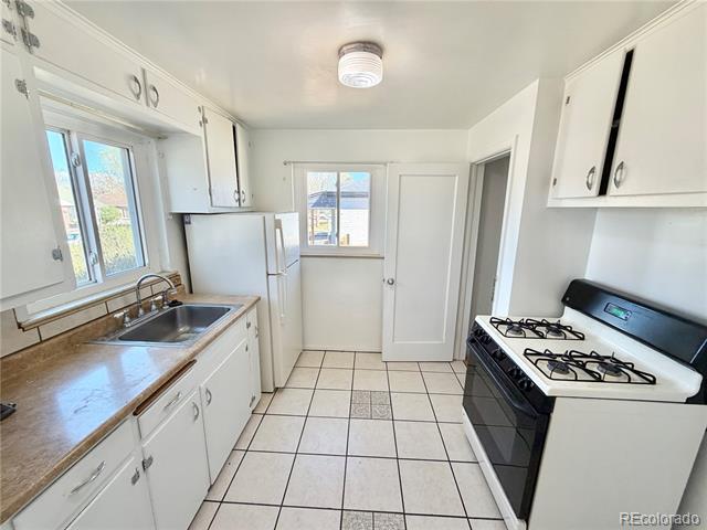 Photo - 1320 Holly St