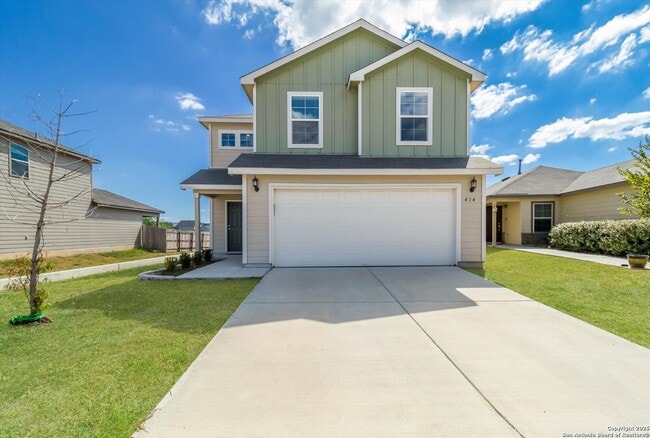 Building Photo - 414 Retama Pass