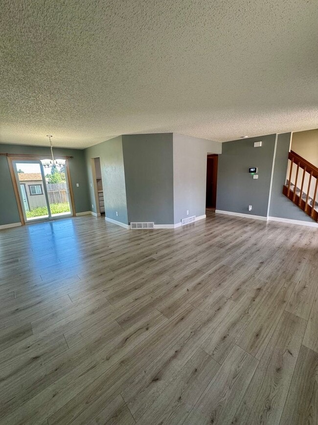 Photo - 4 Bedroom Home in Fountain Valley Ranch