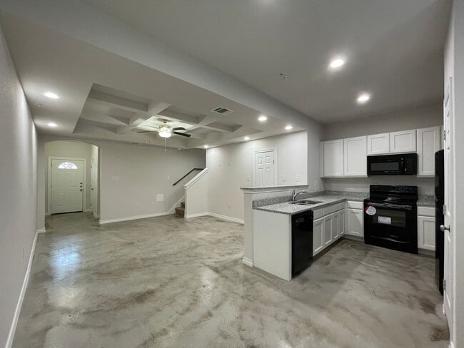 Photo - 7311 Colina Way Unit 102