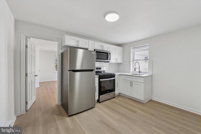 Photo - 1626 N 17th St Unit 4