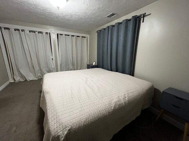 Photo - 924 W 1020 N