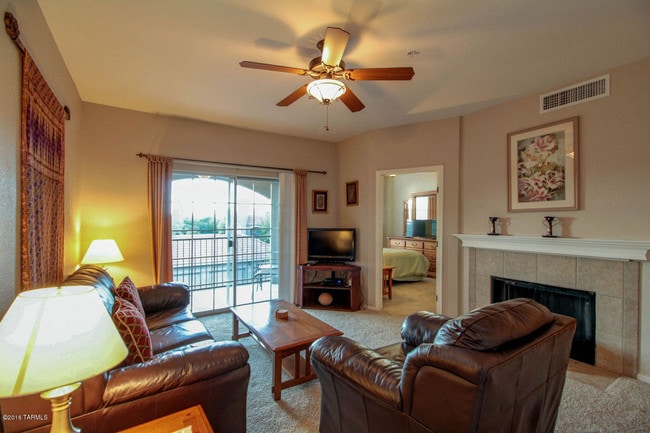Building Photo - 1500 E Pusch Wilderness Dr Unit 17203
