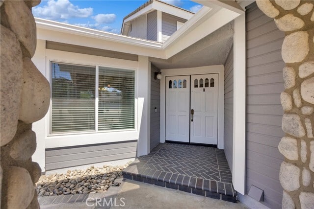 5700 Torrey Pine Pl