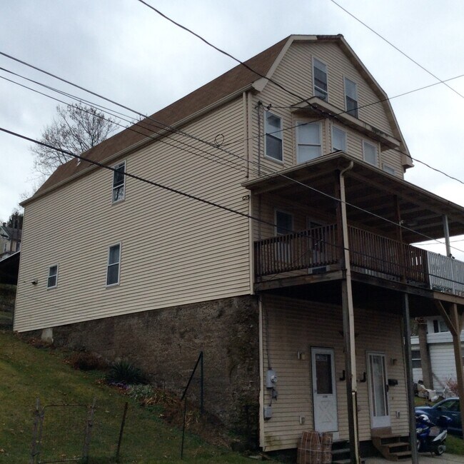 Photo - 1202 Chemung St House