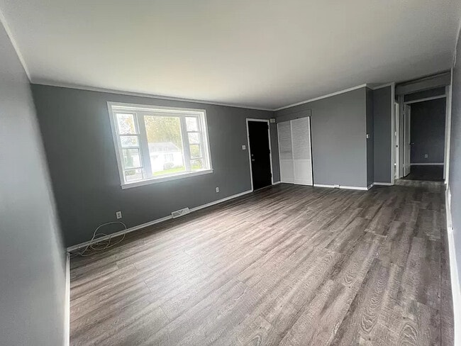 Photo - 50 Rooney Ave