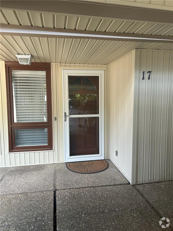 Building Photo - 17 Mellor Ln Rental