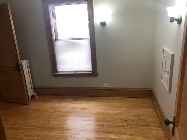 Photo - 3208 Blaisdell Ave Unit 3