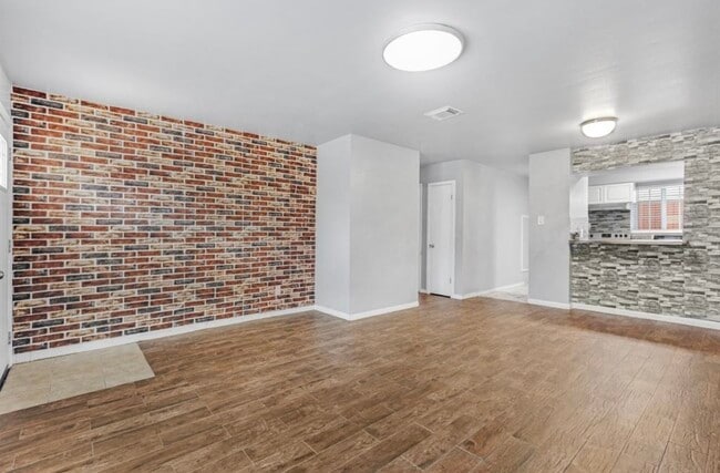 Photo - 3324 Burke Rd Unit 63