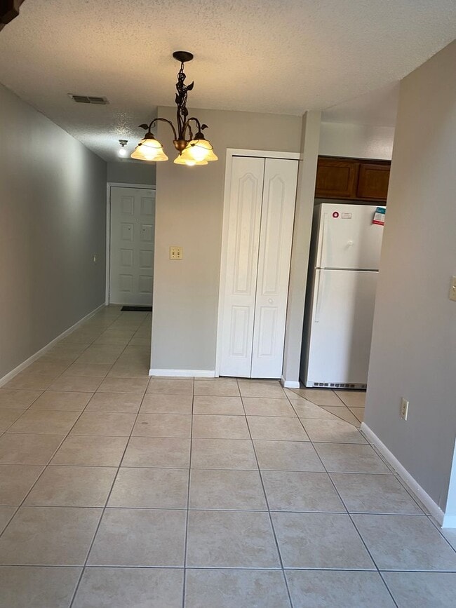 Photo - 2 bedroom + loft, 2 bathroom townhome near UCF