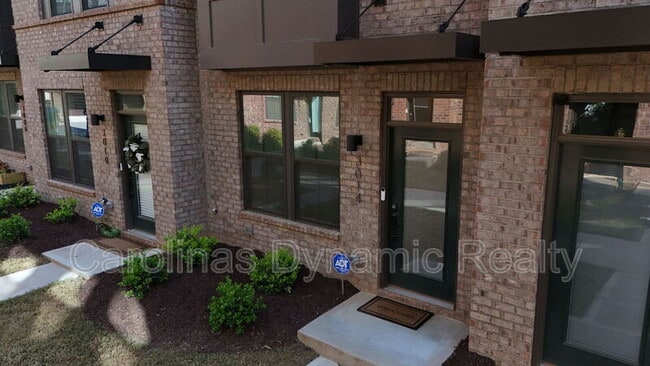 Photo - 3014 Terroir Ln
