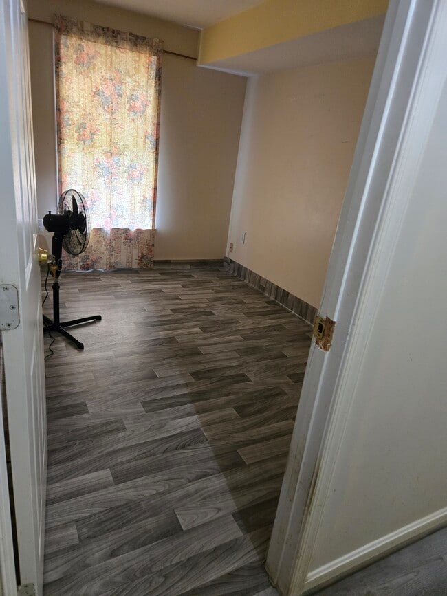 Building Photo - 3912 9th St S Rental