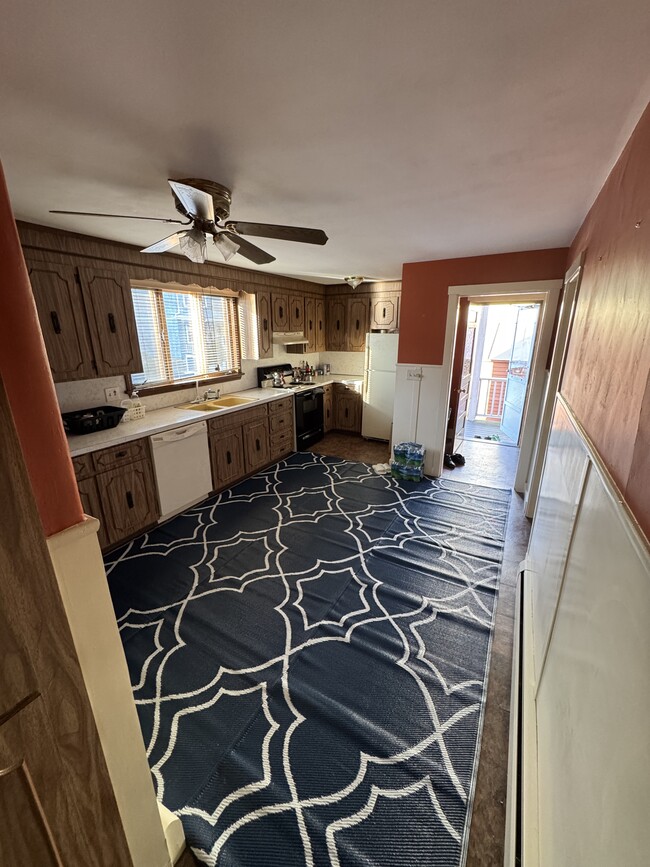 Building Photo - 153 4th St Unit 153 Rental