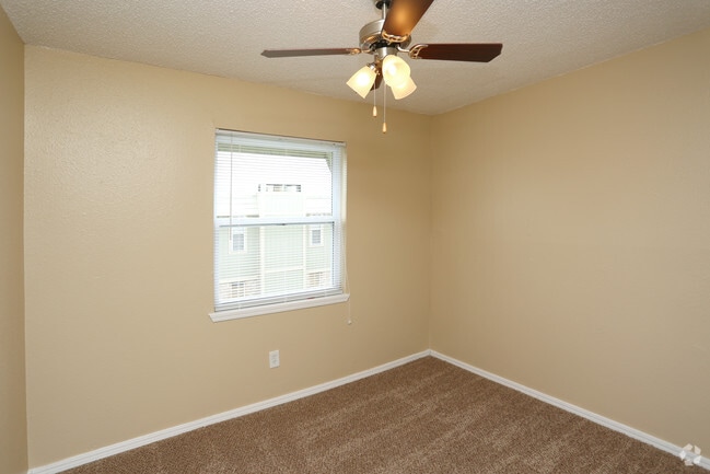 2BR, 2.5BA - 1200SF - Bedroom
