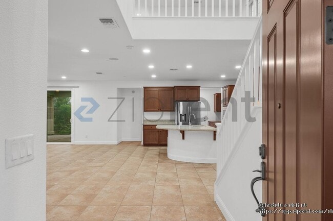 Photo - 1271 S Central Pkwy