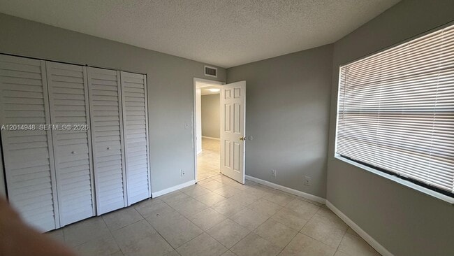 Photo - 4010 Lakeside Dr Unidad 4010