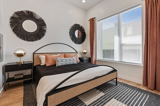 SevenO2 Main Apartments