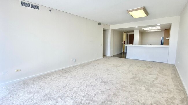Building Photo - Spacious 2 Bedroom, 2 Bath, with 2 Parking Stalls - Kalele Kai in Hawaii Kai