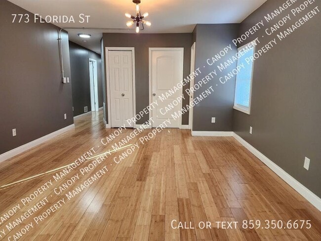 Photo - 773 Florida St