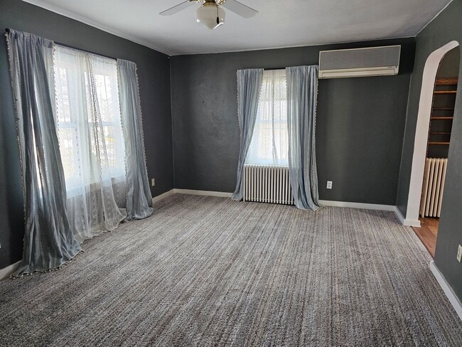 Photo - Triplex Main Unidad Middle