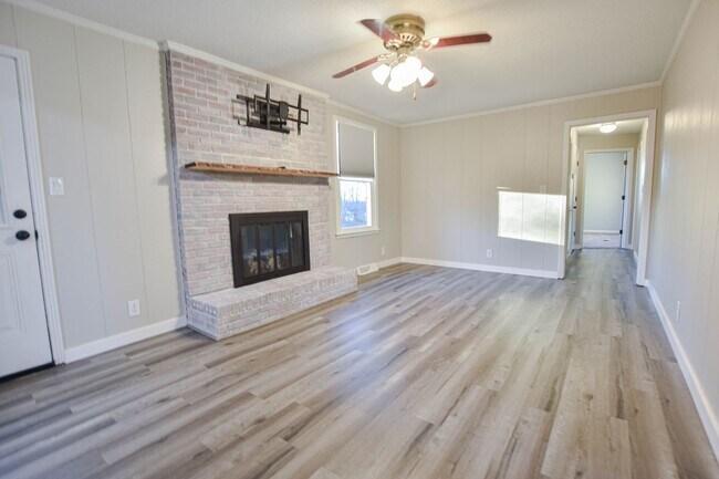 414 Sango Rd
