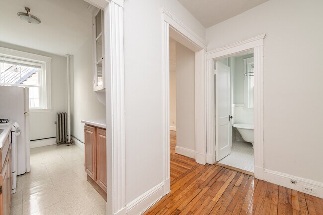 32 Worthington St