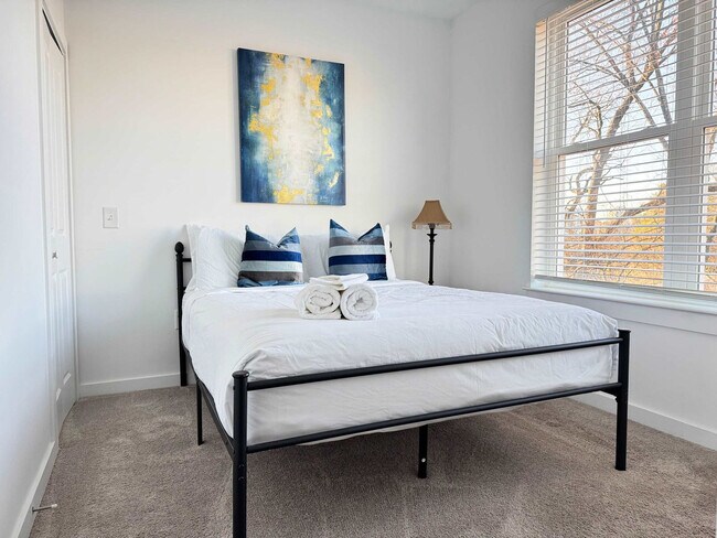 Photo - 542 Boulevard NE Unit ID1299422P