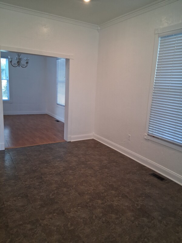 Photo - 518 E Mitchell St