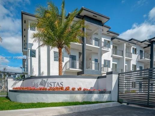 Building Photo - 7931 W 2nd Ct Unit 205