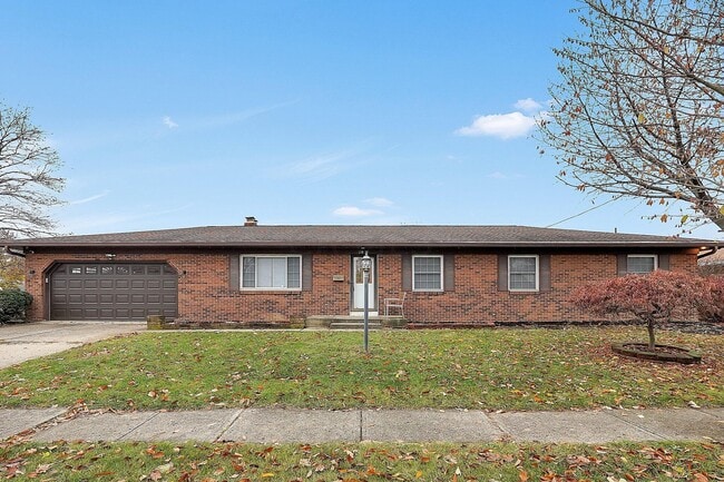 Building Photo - 4959 Woodbriar Pl