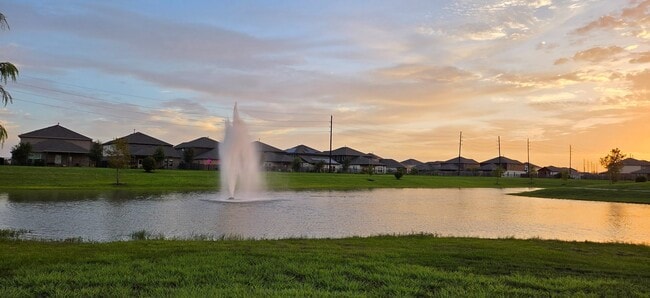 Photo - 1523 Alpine Dr